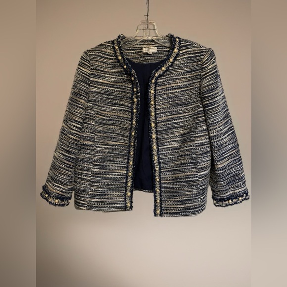 Tahari Textured Blazer in Navy and Cream - Picture 3 of 5